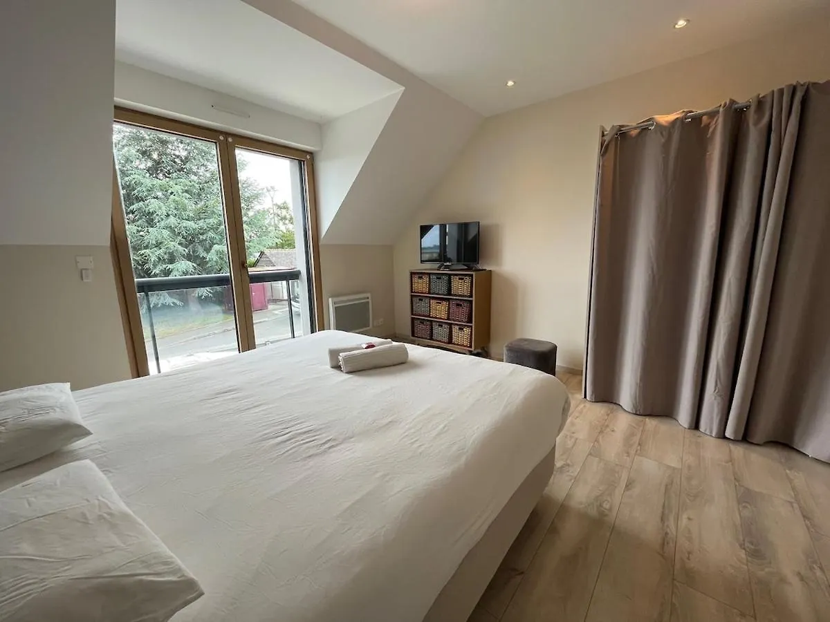 La Petite Motte Villa Saint-Jouan-des-Guérets 0*,  Franciaország